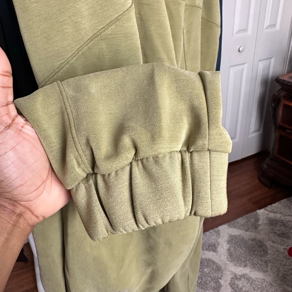 Lululemon Softstreme Relaxed High-Rise Pant green size 14 - Picture 6 of 9